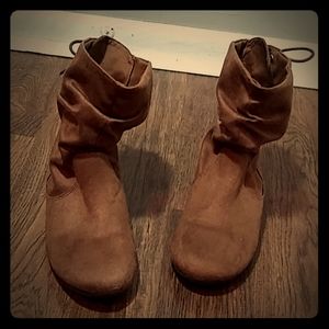 Brown Lace-up Boots